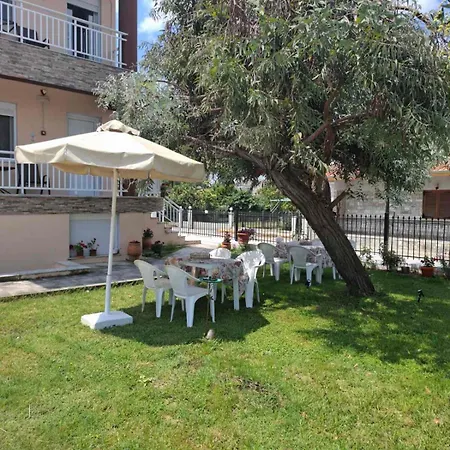 Апартаменты Polis' House *