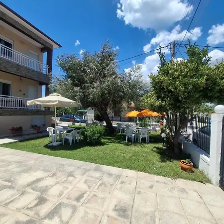 Polis' House Апартаменты Врасна